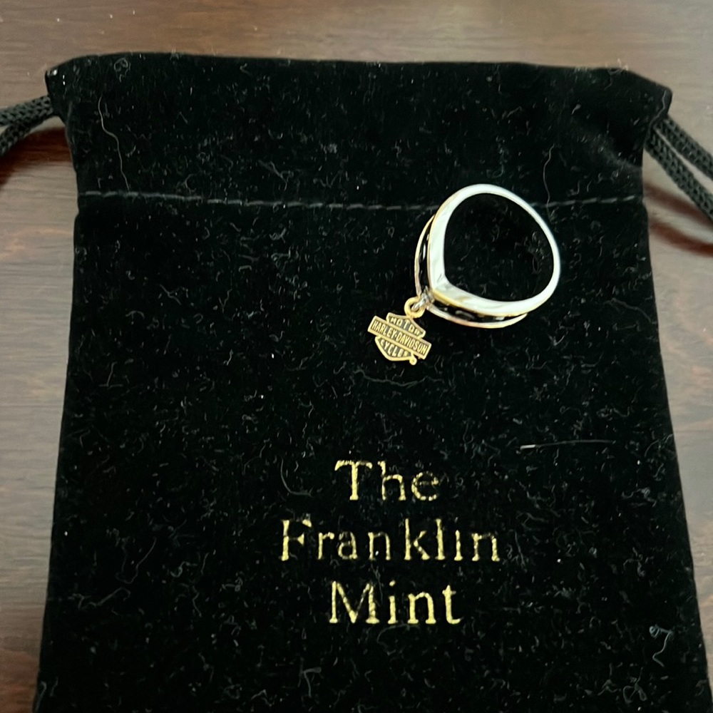 Franklin Mint Harley Davidson “On the Move” women’s ring size 8
